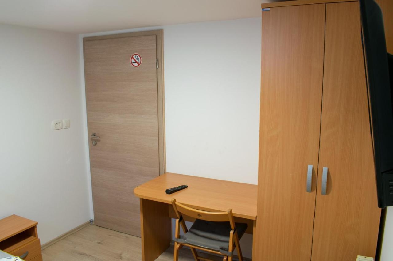 Hisa Izabela Otel Muta Dış mekan fotoğraf