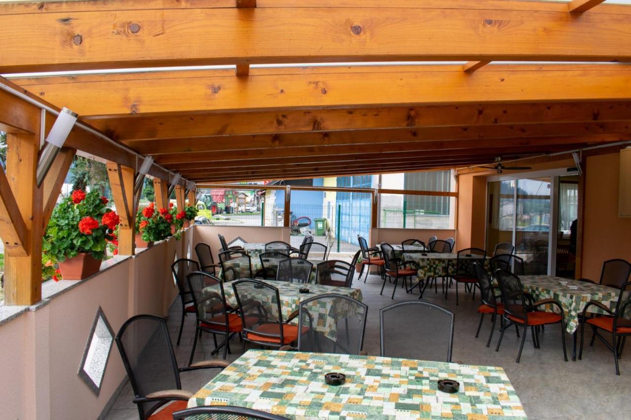 Hisa Izabela Otel Muta Dış mekan fotoğraf